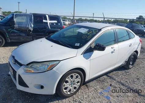 2012 Ford Focus Se z USA, uszkodzony, nr VIN 1FAHP3F20CL168657